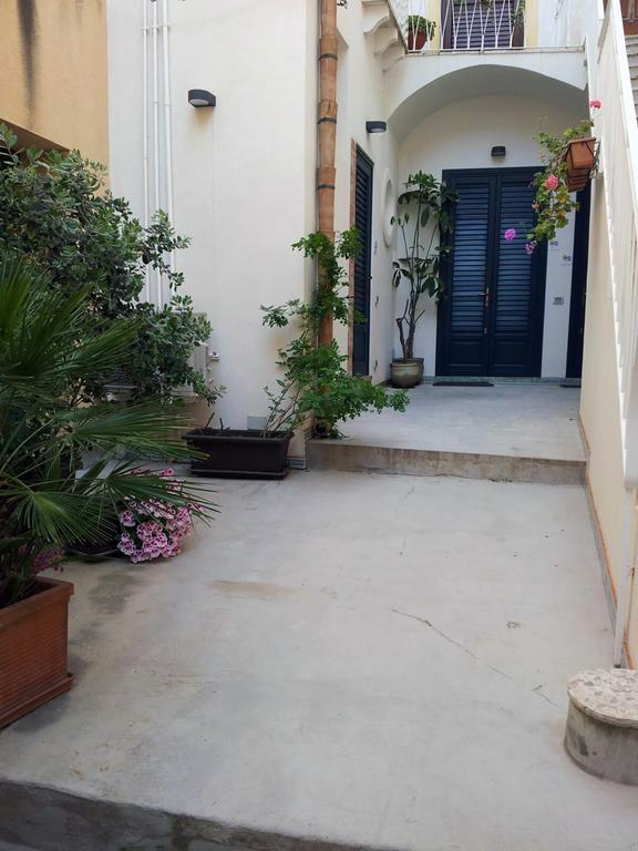 Casa Marsalia Hotell Marsala Exteriör bild